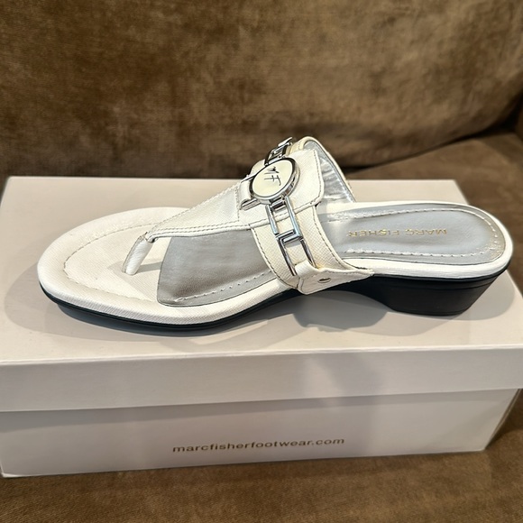 Marc Fisher White Sandals 7 1/2 - Picture 2 of 4